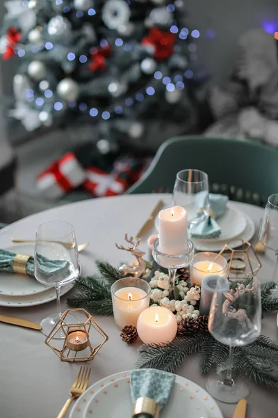 Beautiful Table Setting Christmas Decor Living Room — Stock Photo, Image