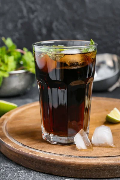 Glass Tasty Cuba Libre Cocktail Table — Stock Photo, Image