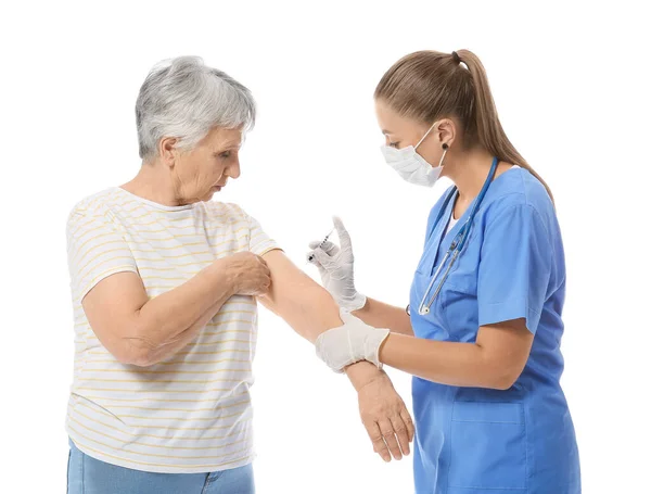 Doctor Giving Senior Diabetic Woman Insulin Injection White Background — Stock Photo, Image