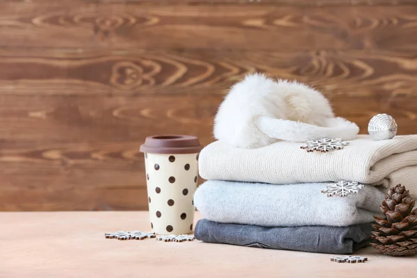 Stylish Christmas Clothes Table — Stock Photo, Image