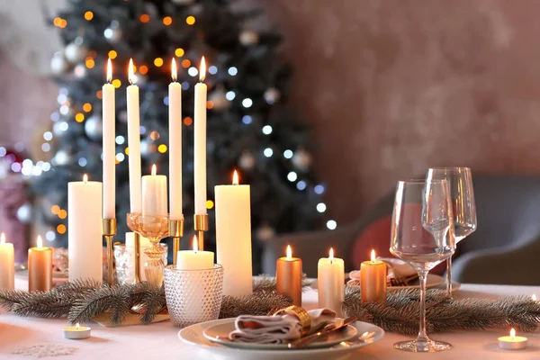 Beautiful Table Setting Christmas Decorations Living Room — Stock Photo, Image