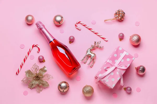 Christmas Composition Bottle Champagne Color Background — Stock Photo, Image