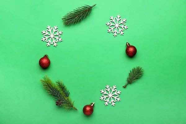 Renk Arkaplanındaki Güzel Noel Kompozisyonu — Stok fotoğraf