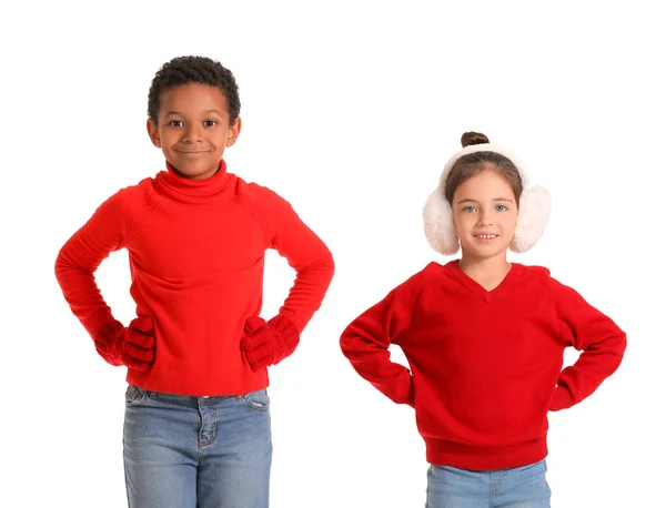 Leuke Kinderen Winter Kleding Witte Achtergrond — Stockfoto