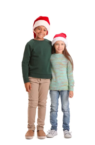 Bambini Carini Abiti Invernali Cappelli Babbo Natale Sfondo Bianco — Foto Stock
