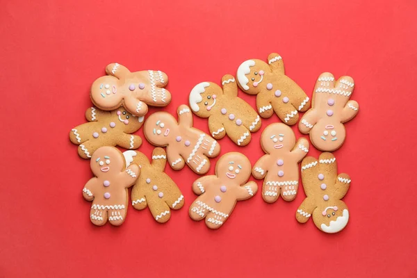 Tasty Gingerbread Cookies Color Background — Stock Photo, Image