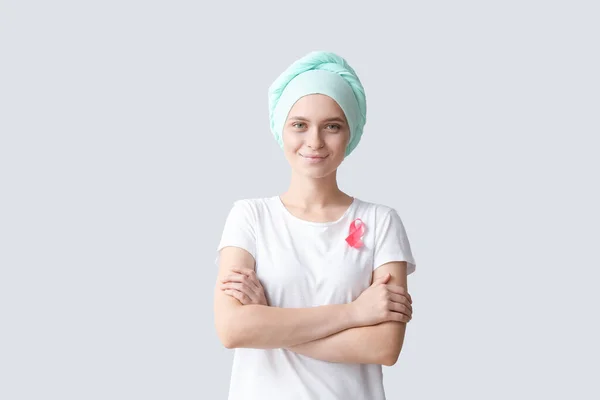 Woman Chemotherapy Pink Ribbon Grey Background Breast Cancer Awareness — Stock Photo, Image