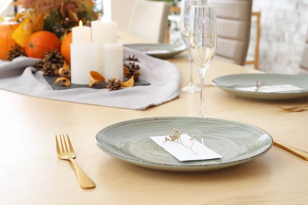 Beau Décor Table Pour Célébration Jour Thanksgiving Dans Salle Manger — Photo