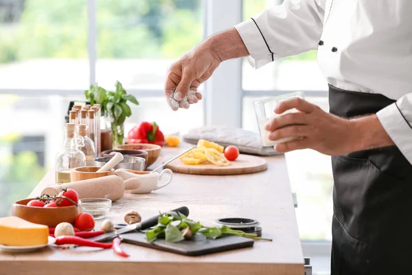 Mature Chef Cooking Kitchen Closeup — Stock Photo, Image