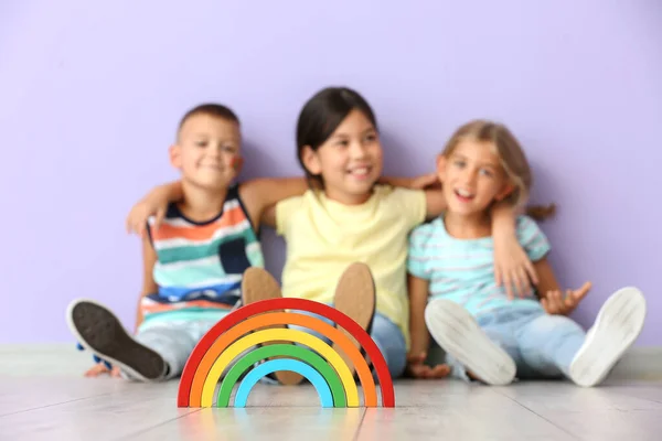 Rainbow Little Children Sitting Floor Color Wall — Stock Photo, Image