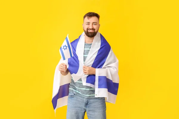 Человек Флагом Израиля Цветном Фоне — стоковое фото