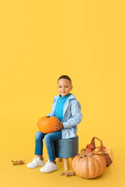 Cute African American Boy Pumpkins Color Background — Stock Photo, Image