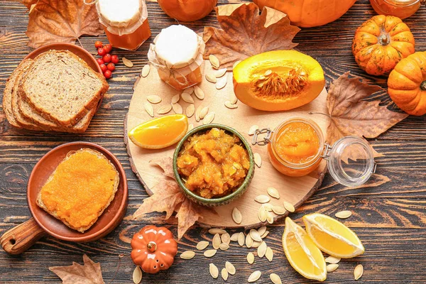 Autumn Composition Tasty Pumpkin Jam Wooden Background — Stock Photo, Image