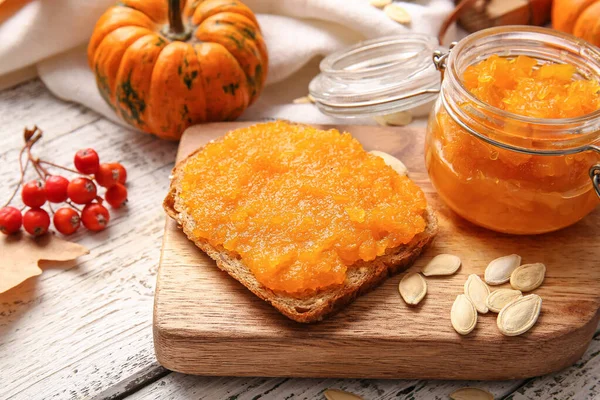 Jar Tasty Pumpkin Jam Bread Table — Stock Photo, Image