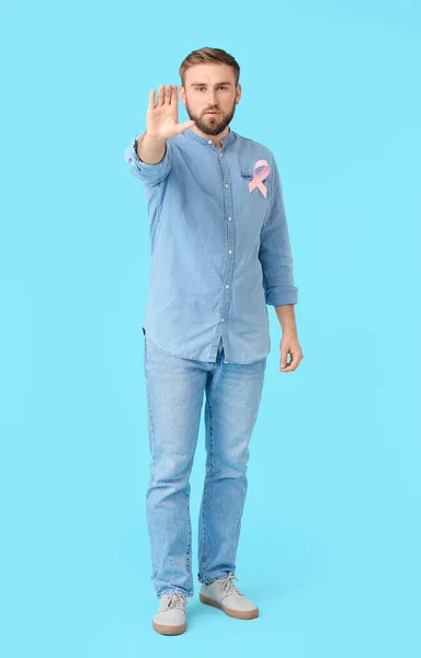 Man Med Rosa Band Färg Bakgrund Begreppet Medvetenhet Bröstcancer — Stockfoto