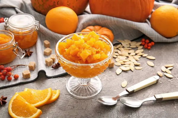 Bowl Tasty Pumpkin Jam Grey Background — Stock Photo, Image