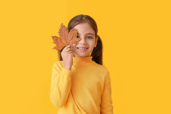 Cute Little Girl Autumn Leaf Color Background — Stock Photo, Image