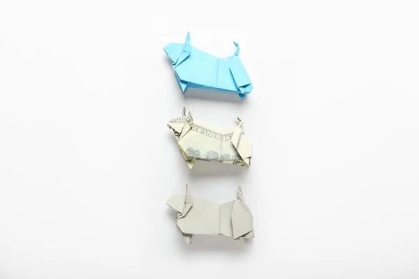 Origami Bulls Symbol Year 2021 White Background — Stock Photo, Image