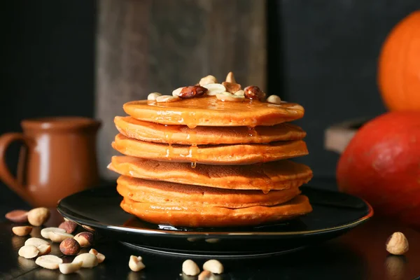 Crêpes Citrouille Savoureux Sur Table — Photo