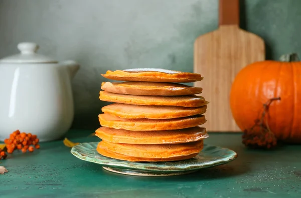 Crêpes Citrouille Savoureux Sur Table — Photo