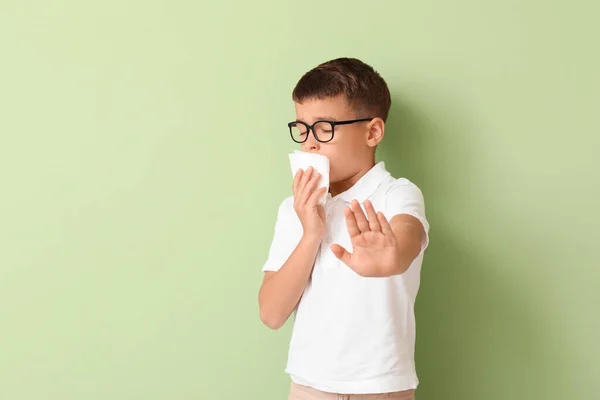 Allergico Bambino Sfondo Colore — Foto Stock