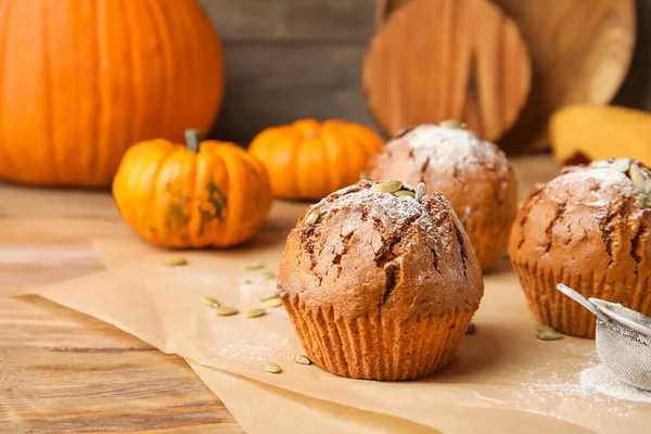 Tasty Pumpkin Muffins Table — Stock Photo, Image