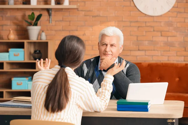 Senior Male Psychologist Working Patient Office — Stock Photo, Image