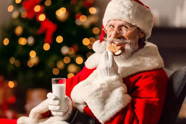 Santa Claus Tasty Gingerbread Cookie Milk Home — Stock Photo, Image