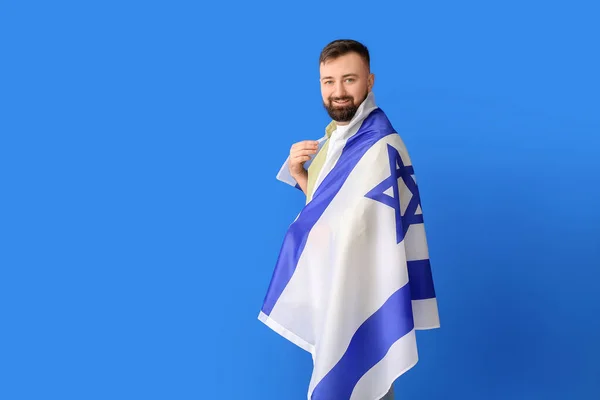 Hombre Con Bandera Israel Sobre Fondo Color — Foto de Stock