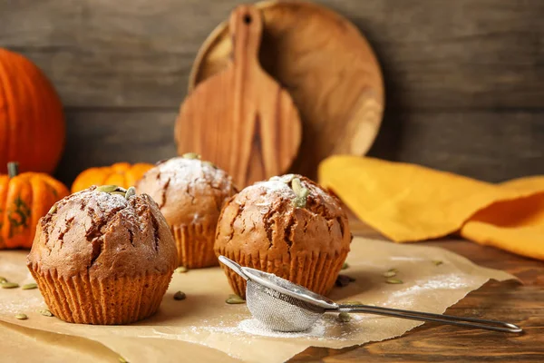 Tasty Pumpkin Muffins Table — Stock Photo, Image