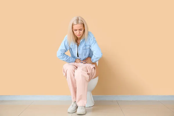 Woman Problem Frequent Urination Restroom Diabetes Symptoms — Stock Photo, Image