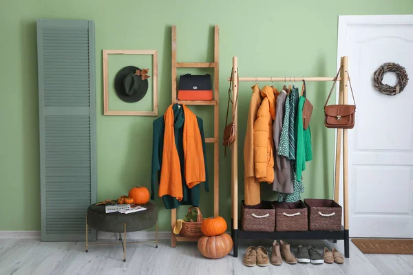 Rack Autumn Clothes Interior Modern Hallway — Stock Photo, Image