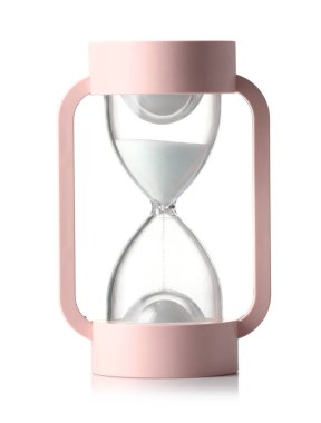 Beyaz arka planda kum saati. Zaman yönetimi kavramı