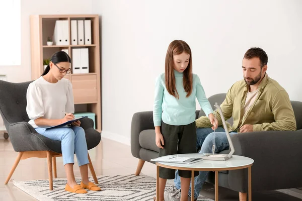 Unhappy Family Visiting Psychologist Office — Stock Photo, Image