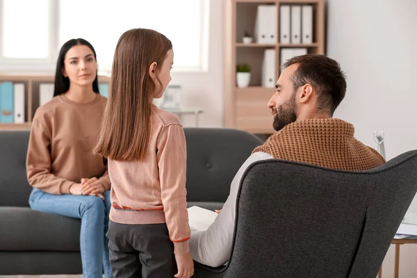 Male Psychologist Working Family Office — Stock Photo, Image
