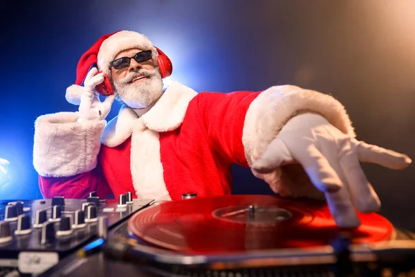 Cool Santa Tocando Música Clube — Fotografia de Stock