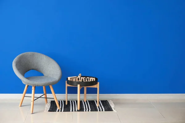 Stylish Armchair Table Color Wall Room — Stock Photo, Image