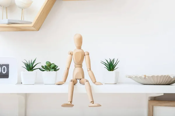 Shelf Wooden Mannequin Houseplants Wall Room — Stock Photo, Image