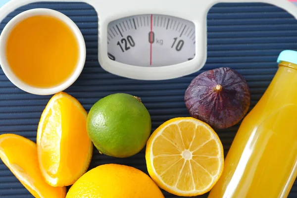 Fresh Products Scales Top View Diet Concept — Stok fotoğraf