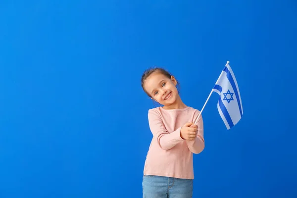 Liten Flicka Med Flagga Israel Färg Bakgrund — Stockfoto