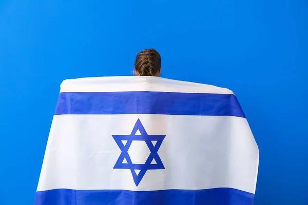 Kleines Mädchen Mit Der Flagge Israels Auf Farbigem Hintergrund — Stockfoto