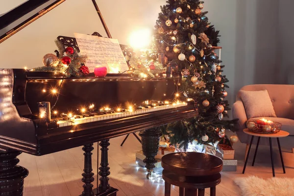 Interior Room Grand Piano Decorated Christmas — Stock Photo, Image