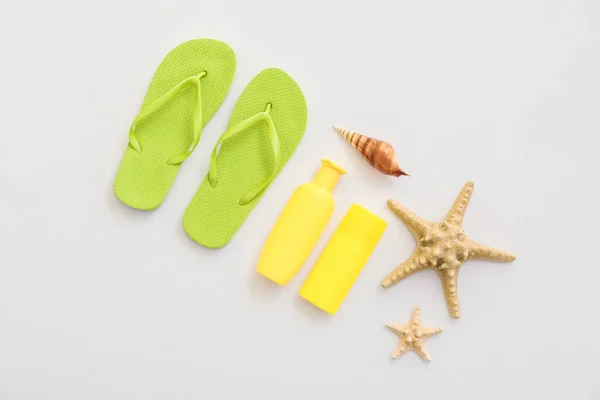 Set Beach Accessories Flip Flops White Background — Stock Photo, Image