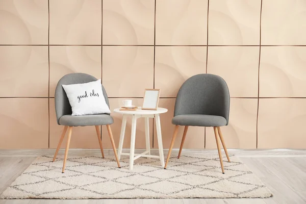 Chairs Table Wall Room — Stock Photo, Image