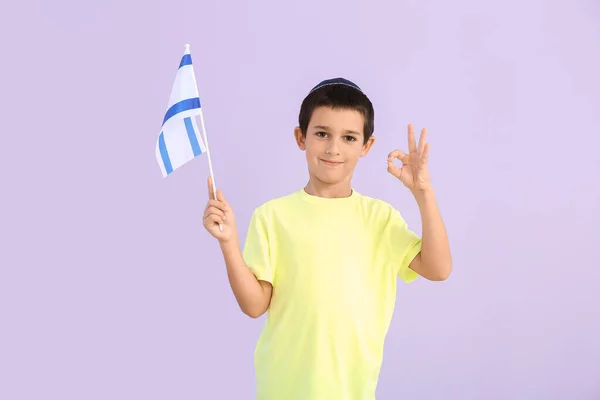 Niño Pequeño Con Bandera Israel Mostrando Sobre Fondo Color — Foto de Stock