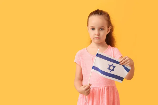 Liten Flicka Med Flagga Israel Färg Bakgrund — Stockfoto