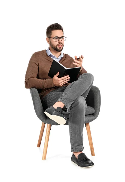 Männlicher Psychologe Sitzt Sessel Auf Weißem Hintergrund — Stockfoto