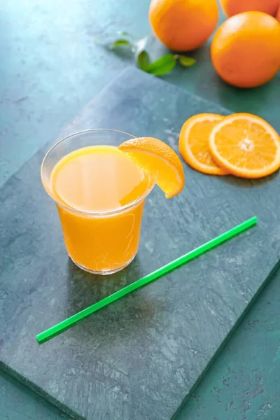 Glass Orange Fruit Color Background — Stock Photo, Image