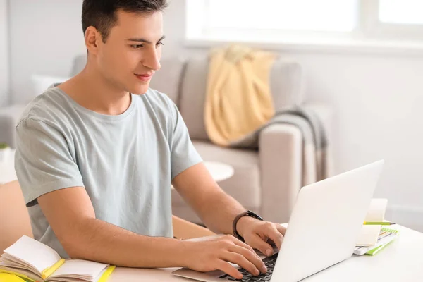 Young Man Working Laptop Office — Stock Photo, Image