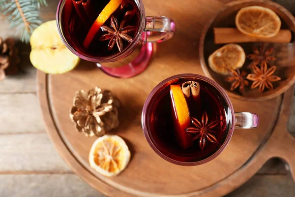 Glass Cups Tasty Mulled Wine Table — Stock Photo, Image